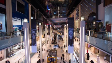 Na snímke je odfotené nákupné centrum