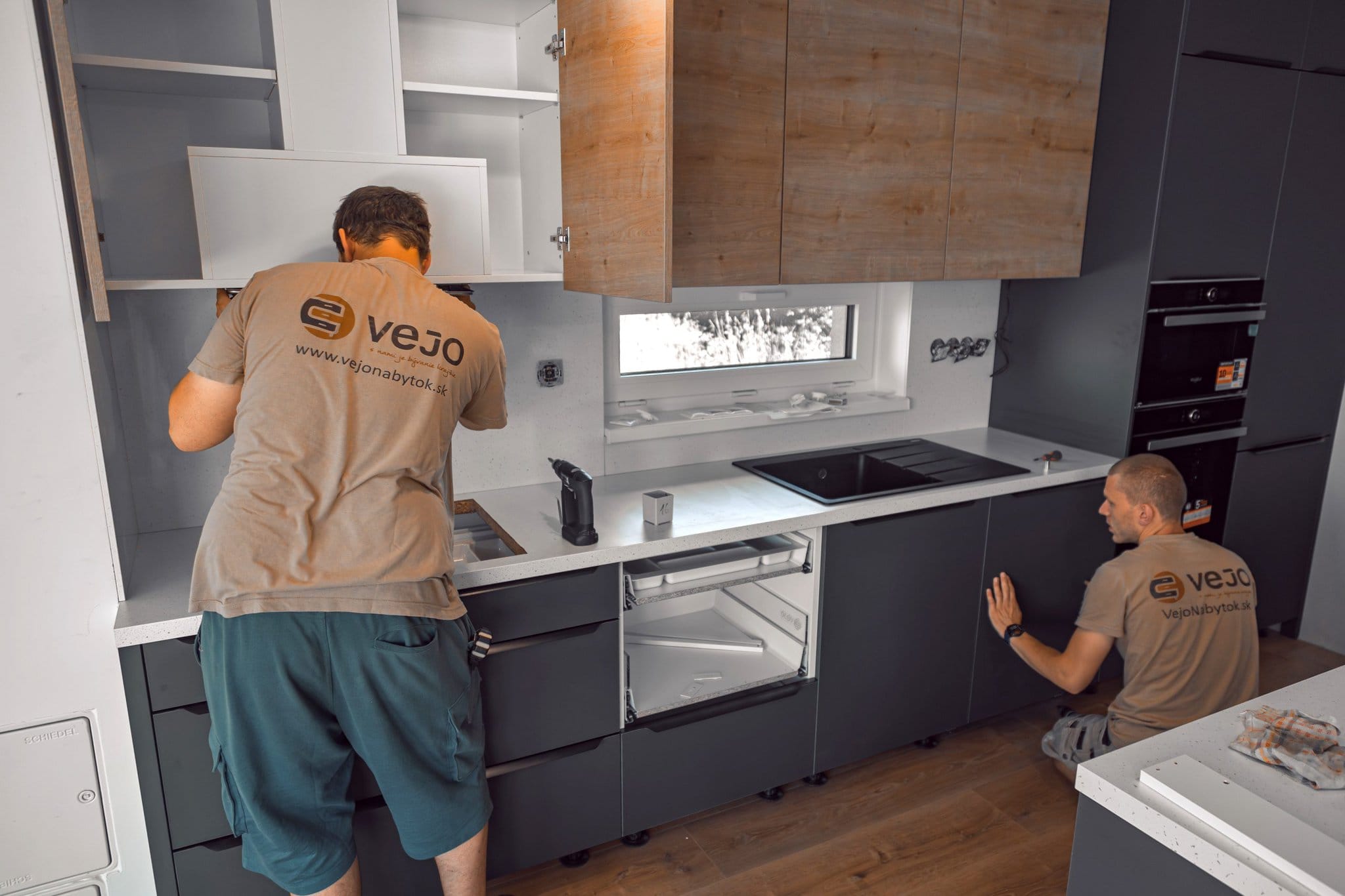 Zamestnanci-VEJO-Nabytok-na-mieru-august-2023 (10)u