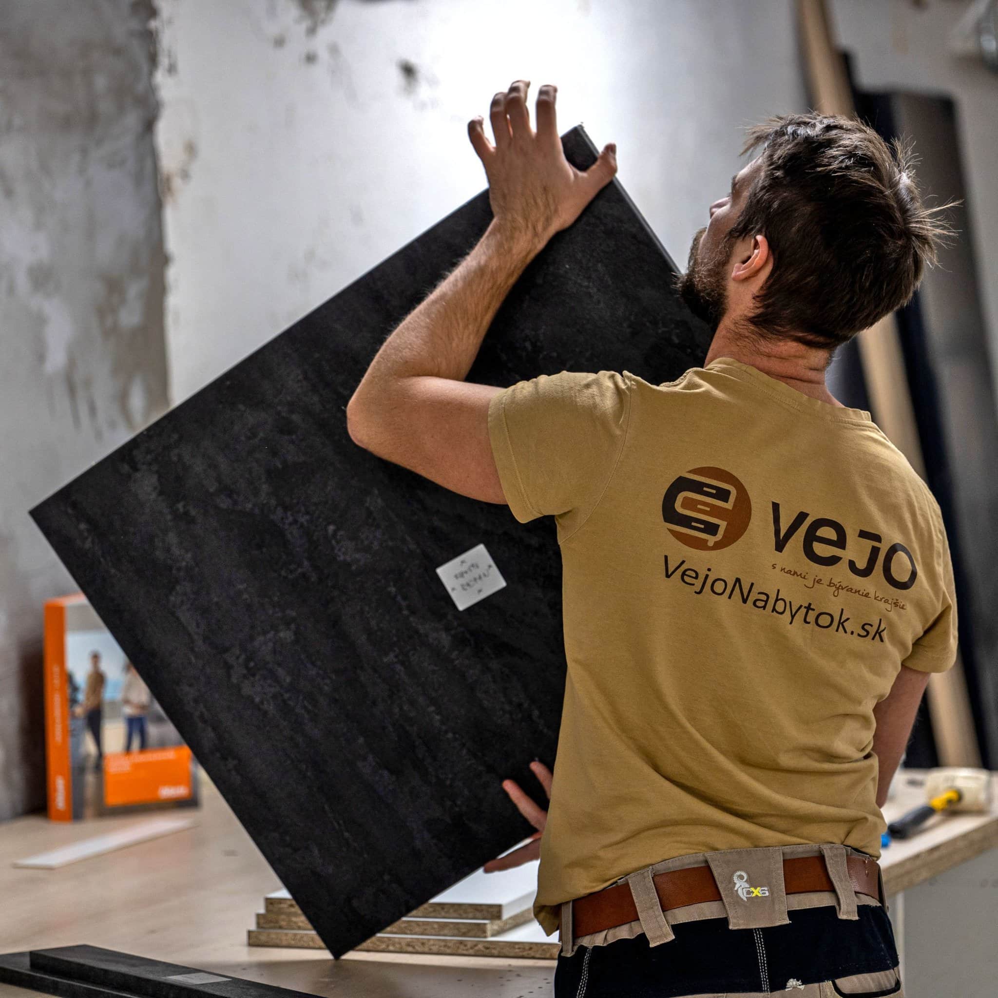 Zamestnanci-VEJO-nabytok-na-mieru-Januar-2023 (9)m