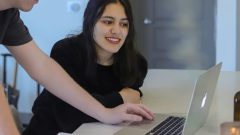 formulár, ústredie práce, elektronická žiadosť