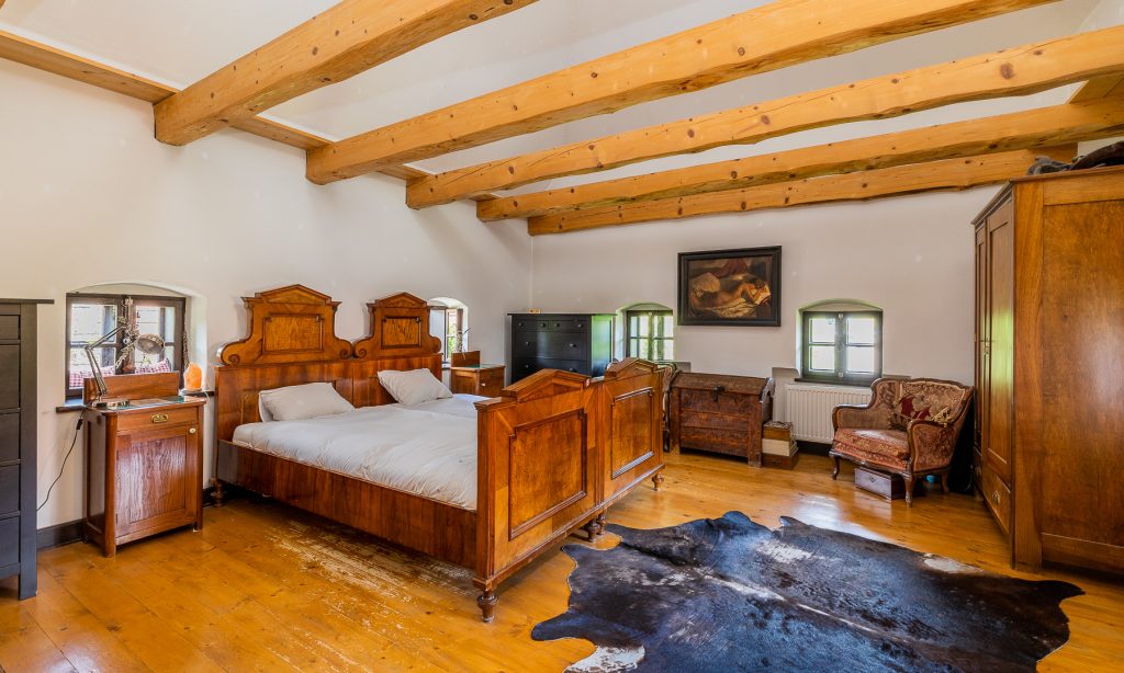 Košariská sídlo spálňa