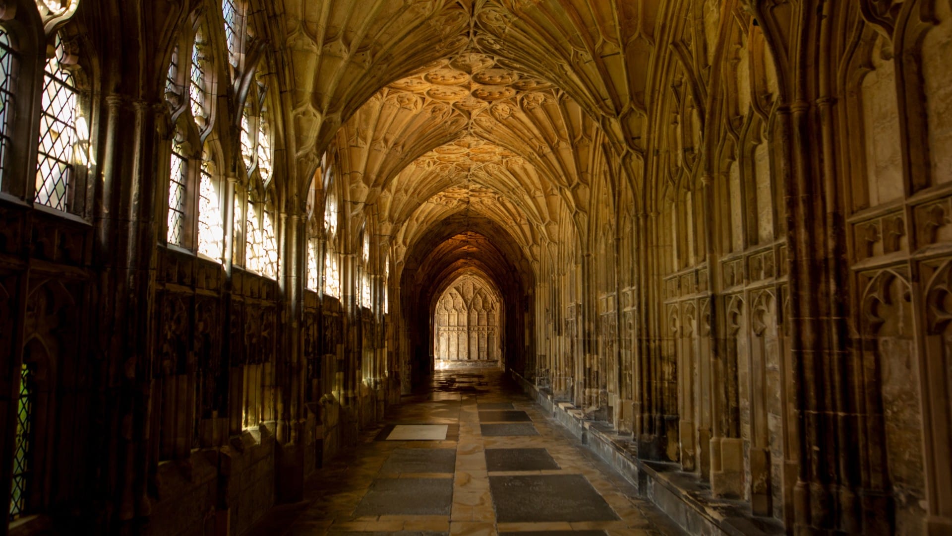 Rokfortská stredná škola čarodejnícka