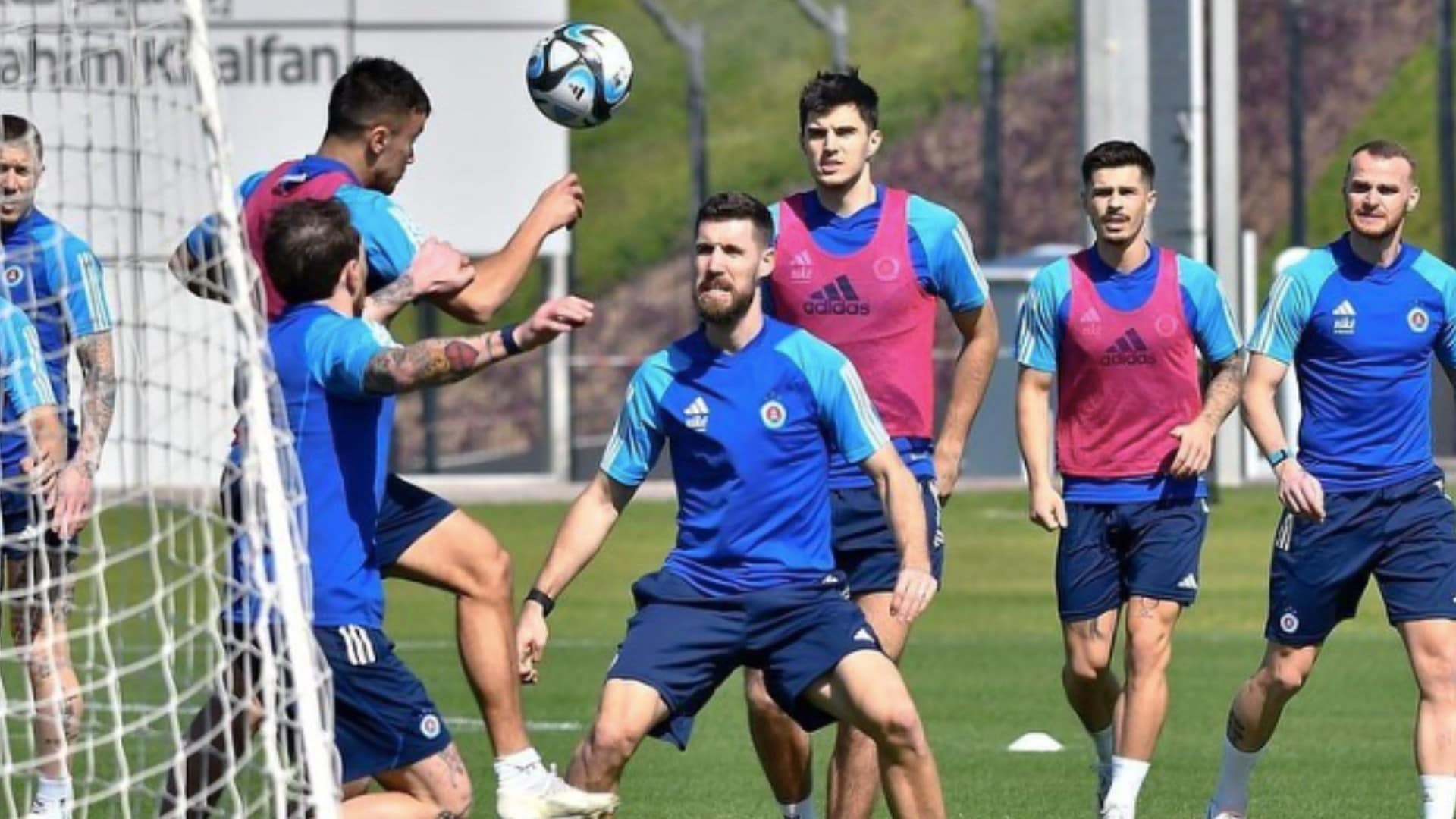 Slovan Bratislava v Katare