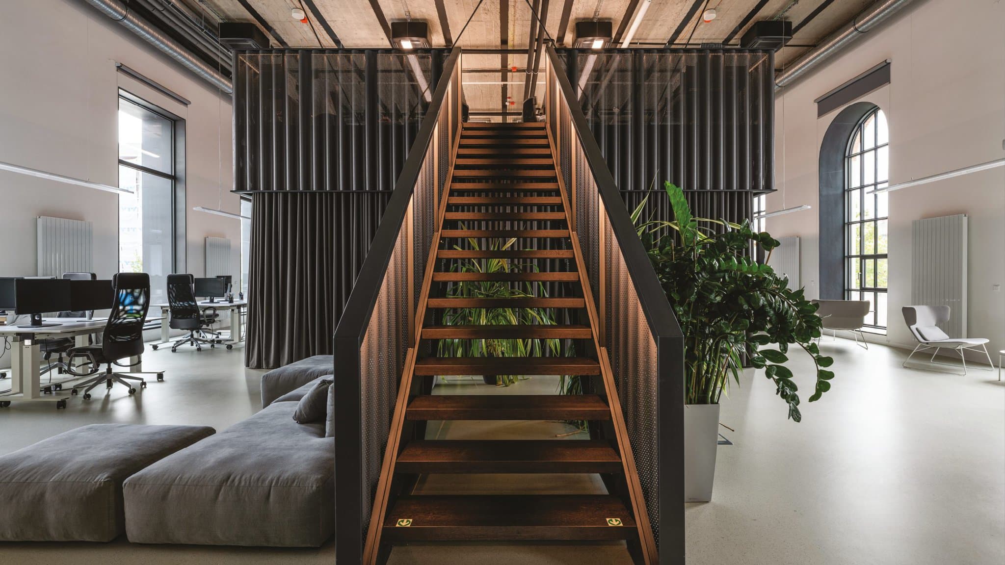 1280X720_STARTITUP_PRESS_KIT_003_4