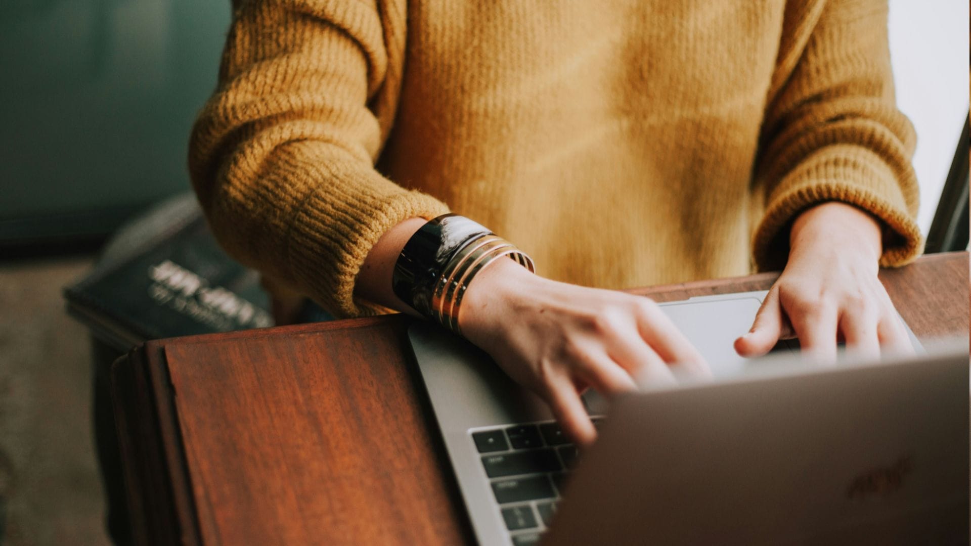 práca na počítači