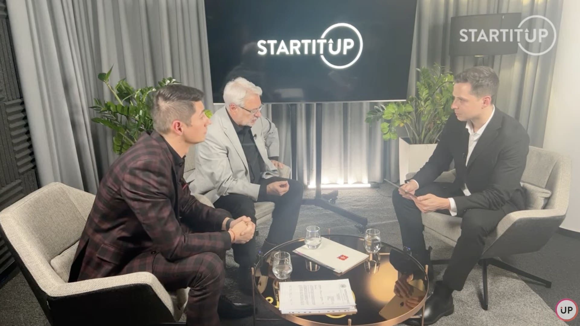 erik kaliňák marián leško startitup diskusia