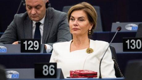 na snimke je monika benova