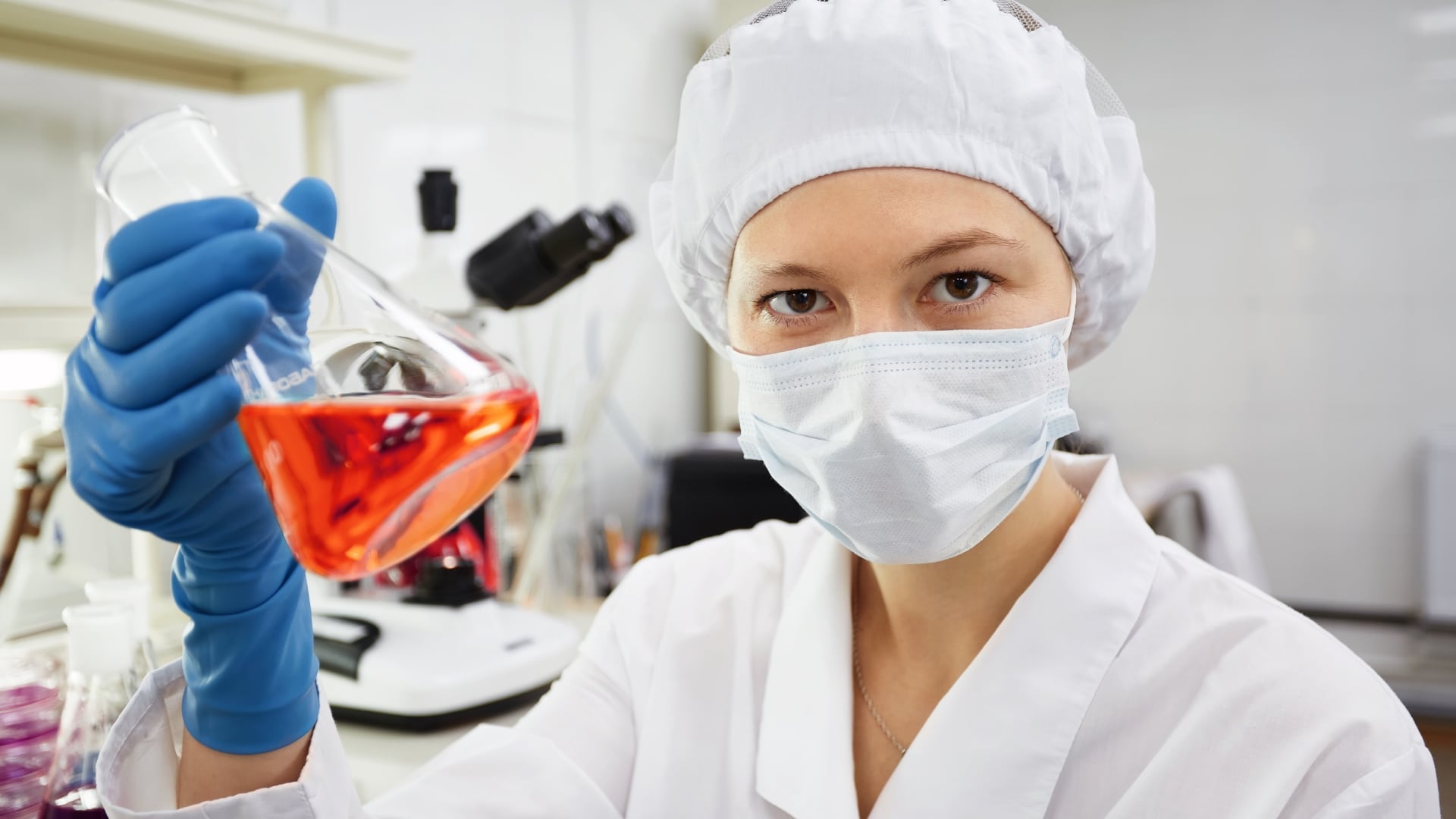 vedkyňa, žena, veda