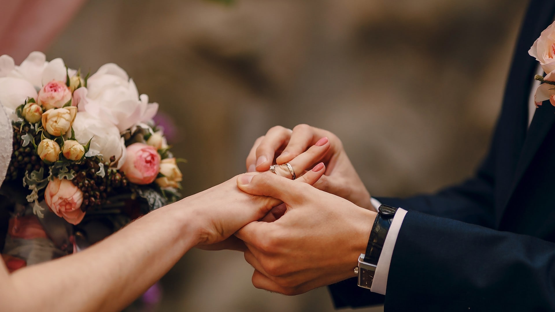 Na snímke svadobná foto