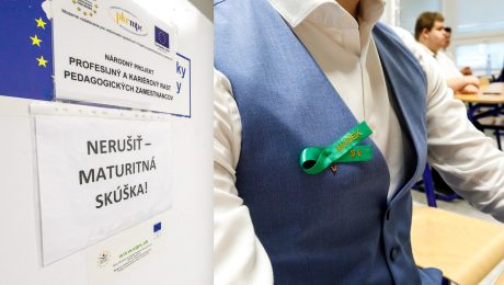 Na snímke maturita 2024