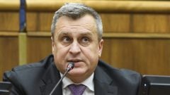 Líder SNS žiada vysvetlenie „slayády“. Mne sa Voderady hnusia, vyhlásil Danko