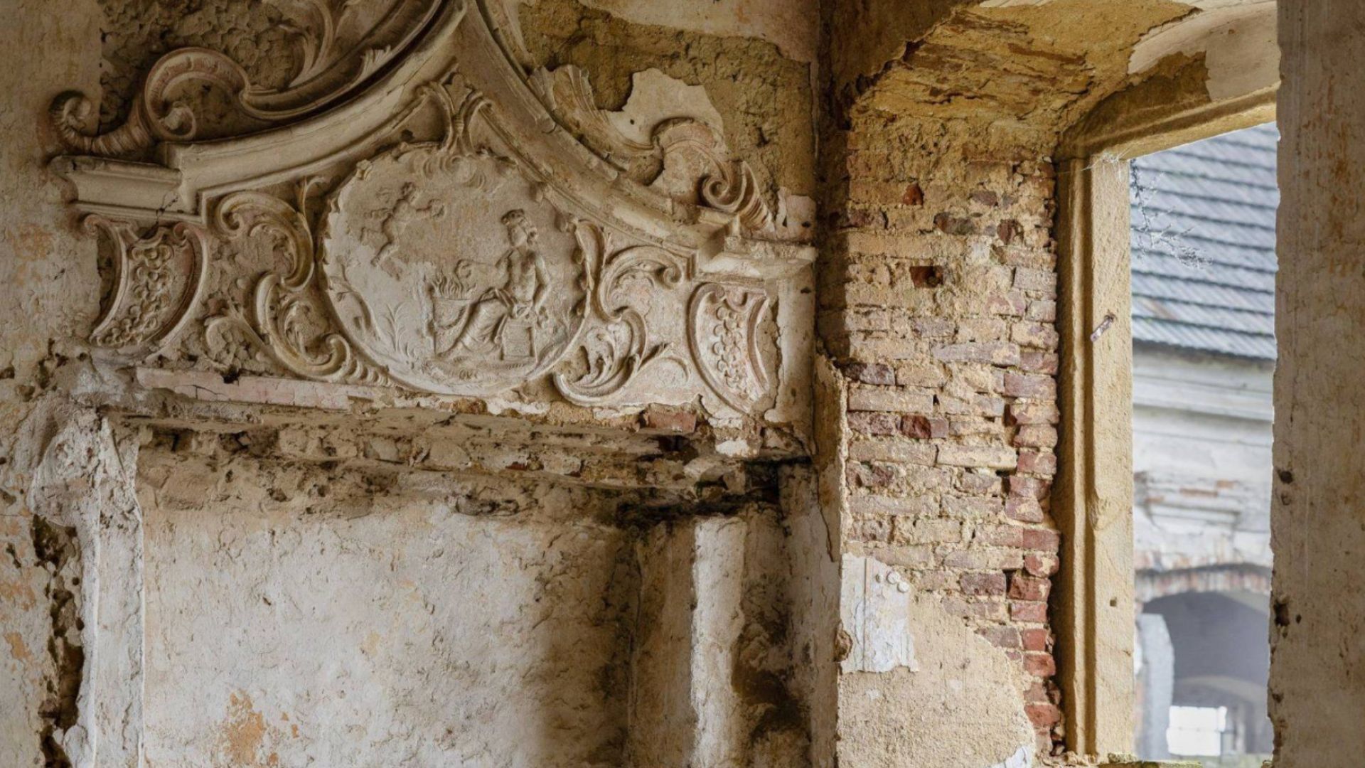 Zachované prvky v starom kaštieli.