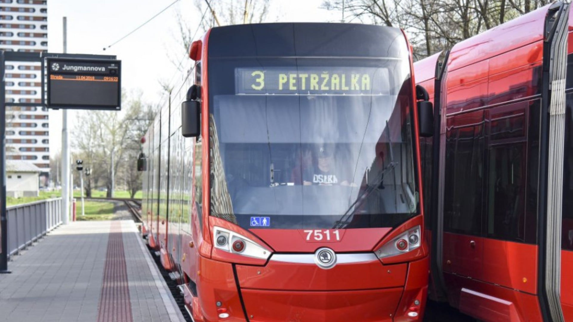 Električka v Petržalke
