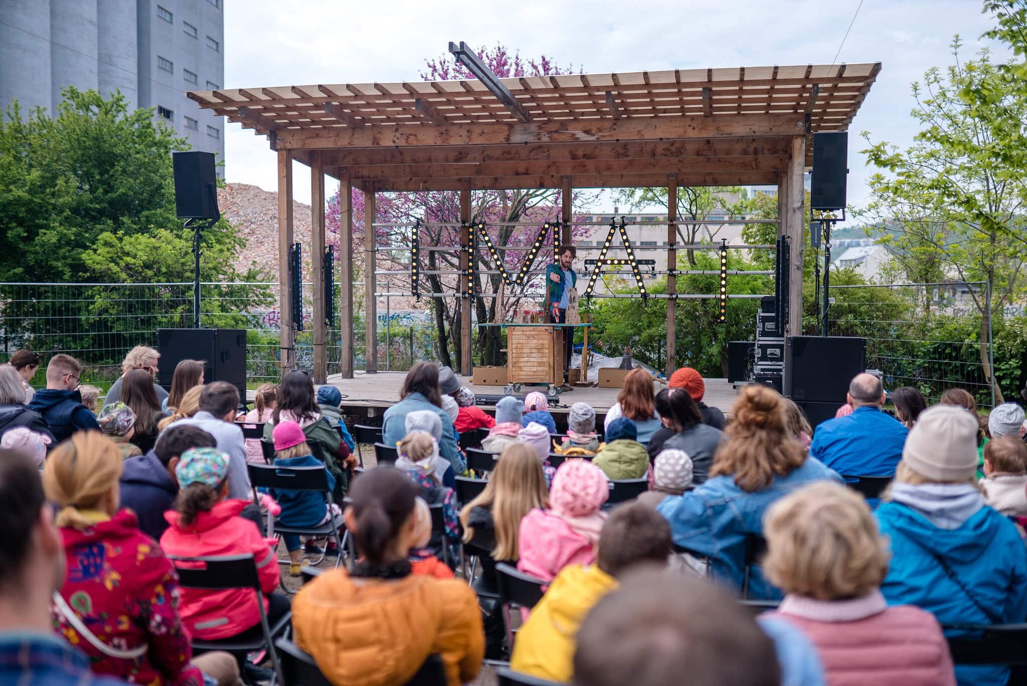 52871667806_761264c36b_k