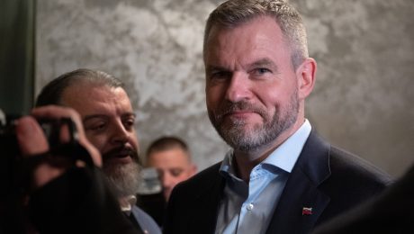 Na snímke Peter Pellegrini počas volebnej noci.