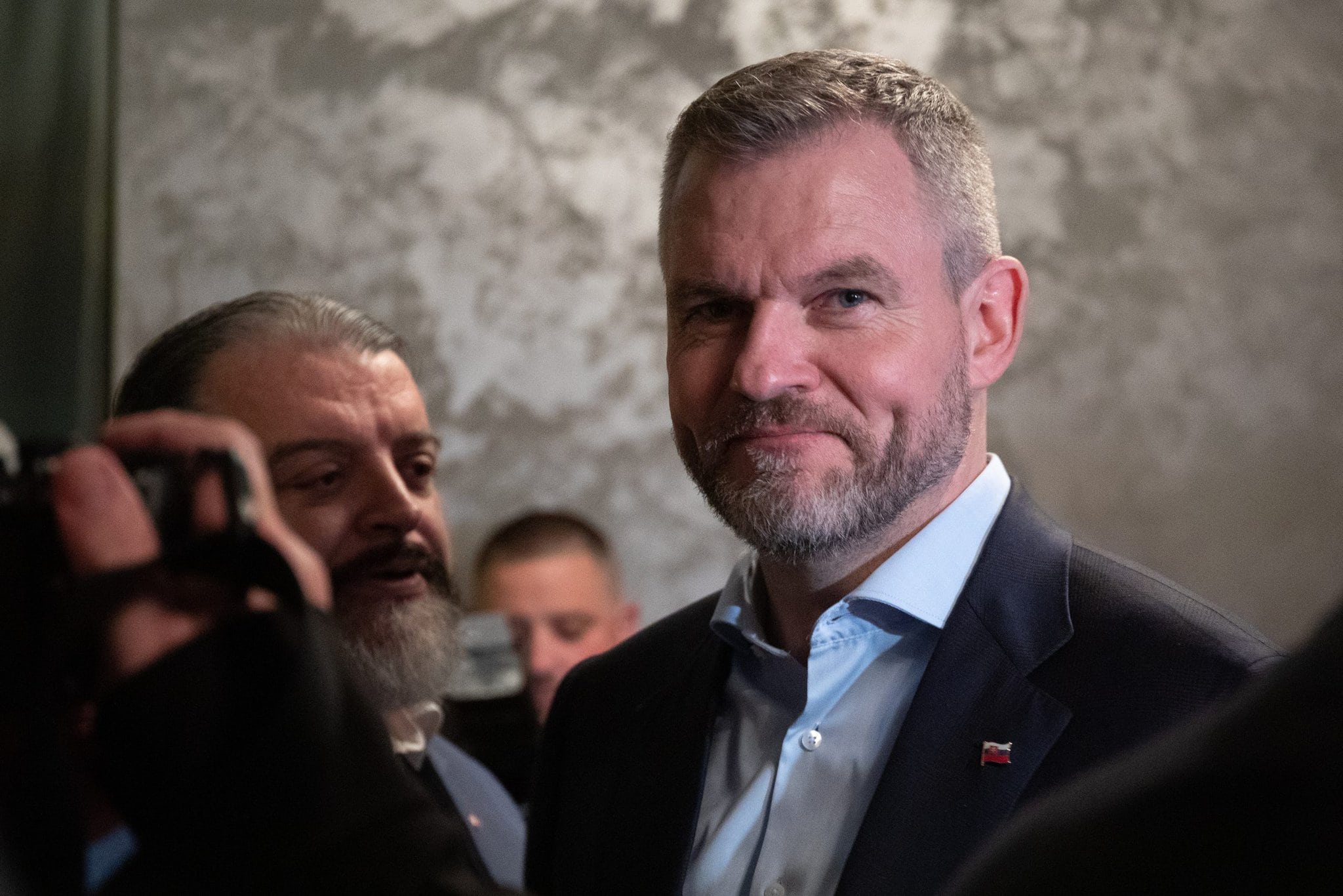 Na snímke Peter Pellegrini počas volebnej noci.