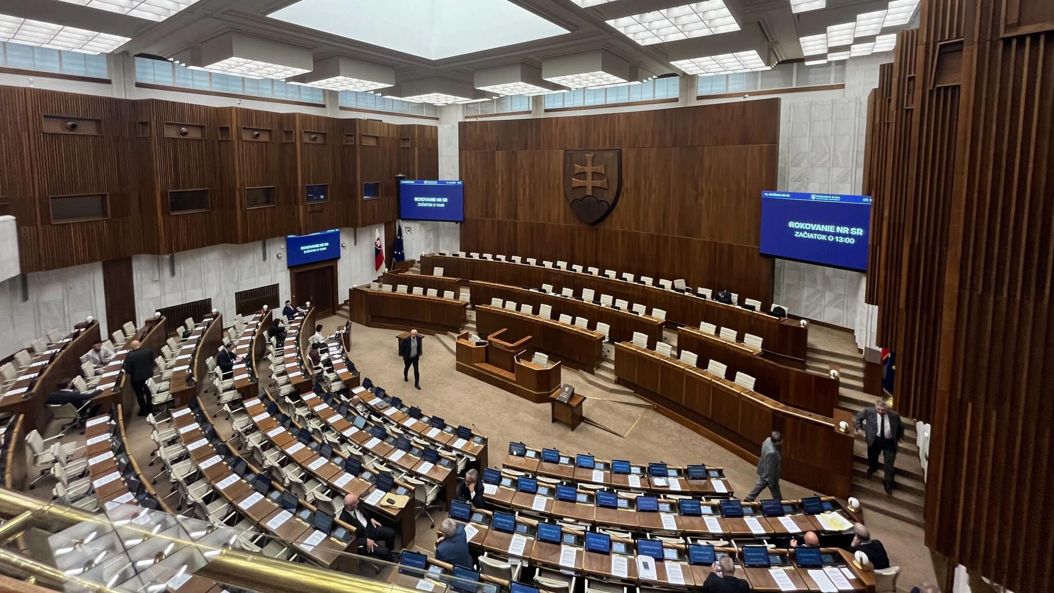 Rokovanie parlamentu