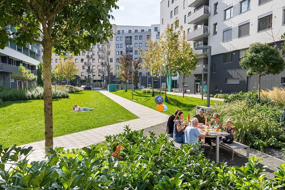 Družstevné bývanie