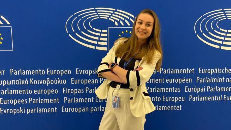 Na snímke Simona Chmelíková.