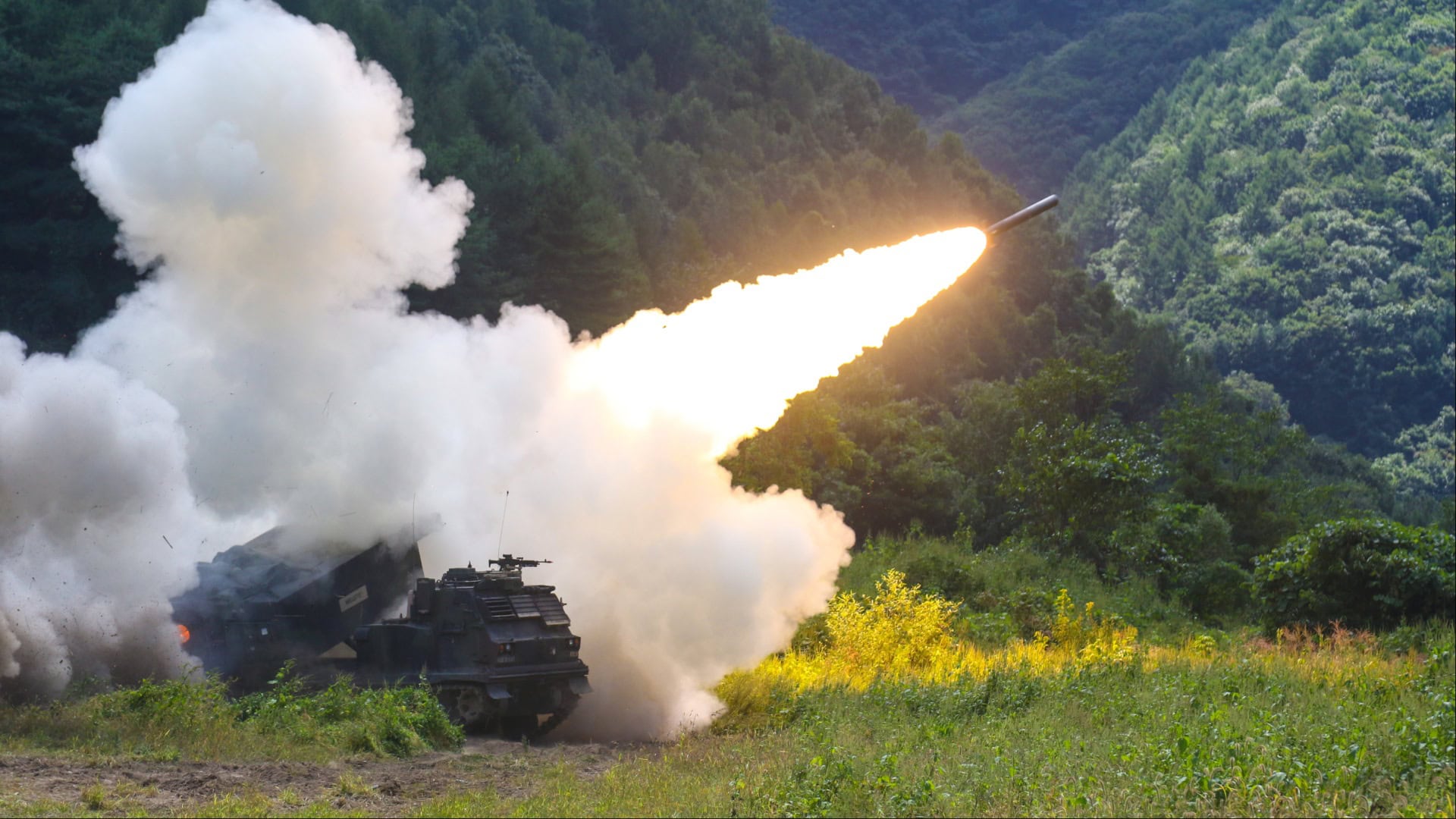 MixCollage-21-May-2024-04-54-PM-484