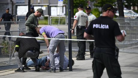 Atentát na Roberta Fica