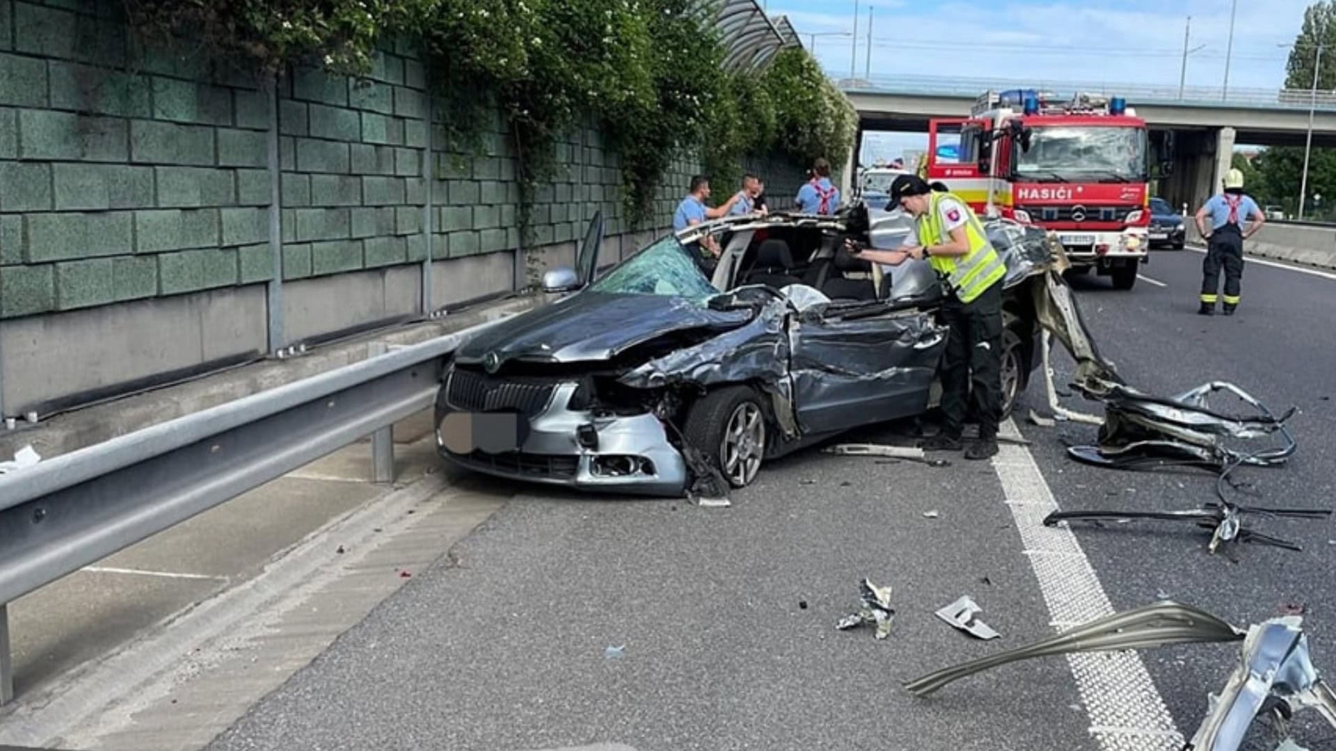 Vážna nehoda na D1: Polícia hlási 1 obeť, rátaj s dopravnými obmedzeniami