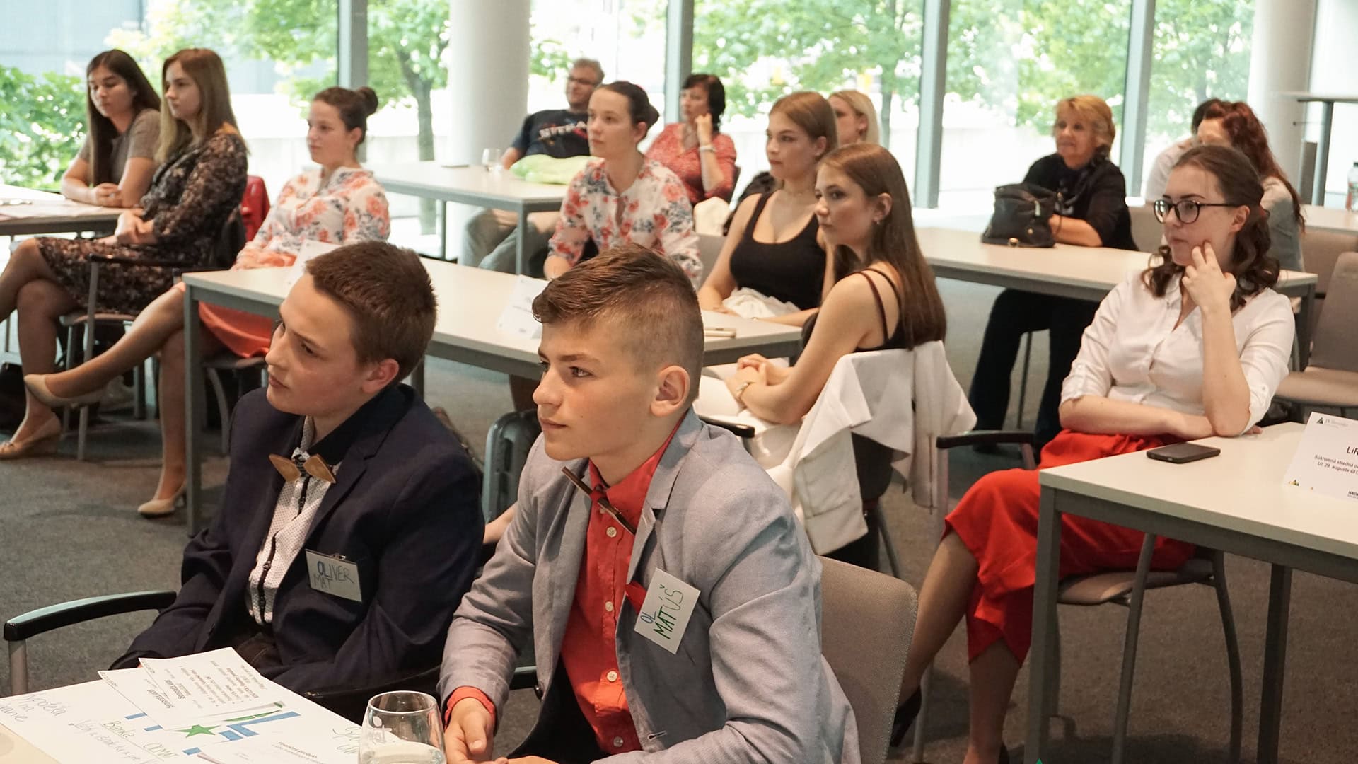 606ffe98-5706-4294-9b47-3b5c4e8c4843