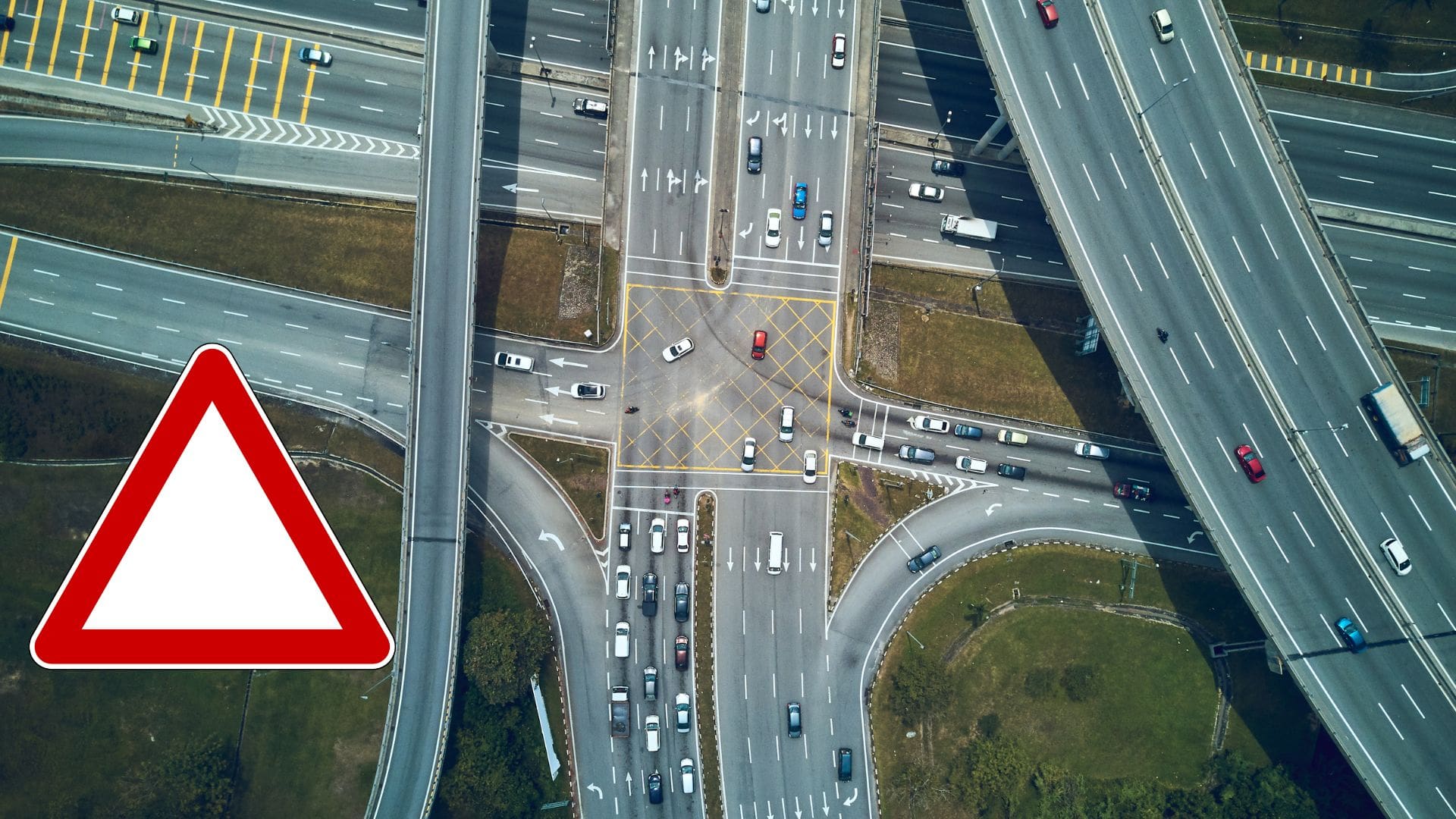 Ilustračný obrázok, rýchlostná cesta, nová dopravná značka v Španielsku