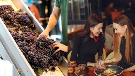Červené hrozno a ženy v reštaurácii.