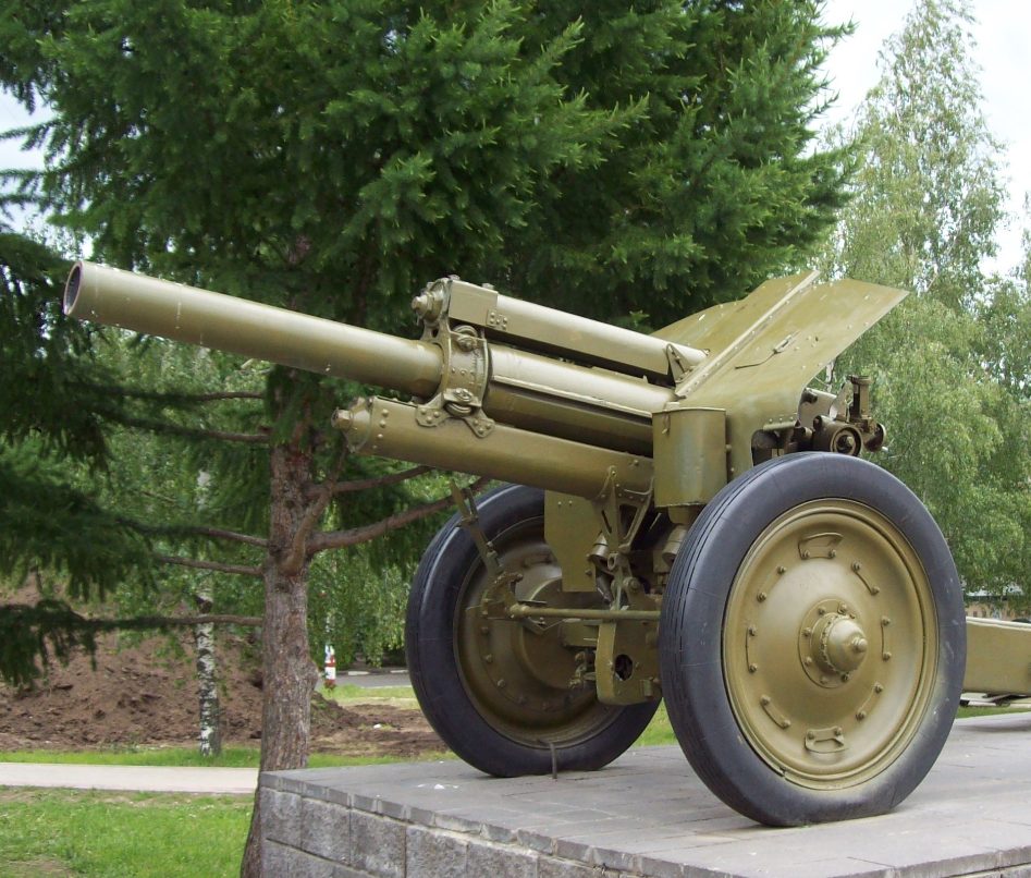 Volodymyr Zelenskyj húfnica M-30, ktorú používa Ruska na Ukrajine