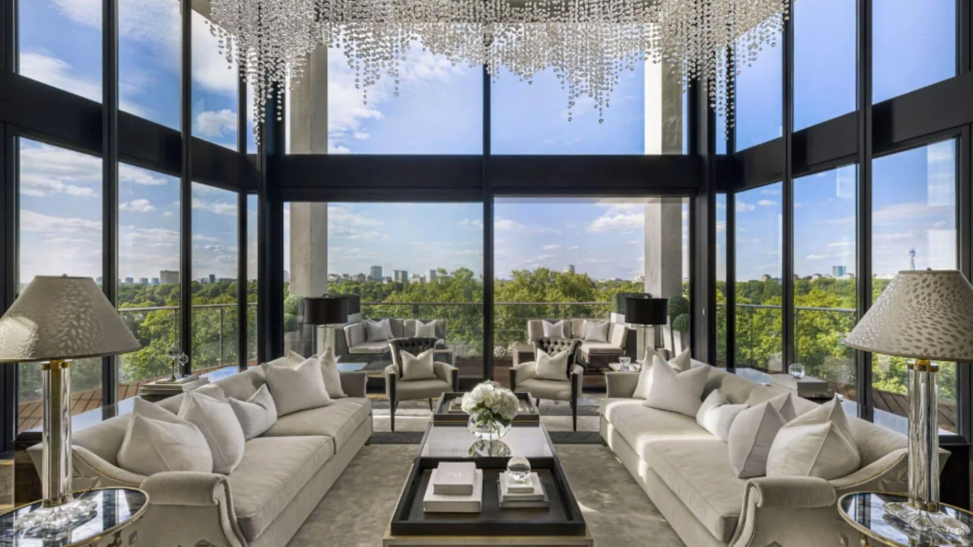 Penthouse v Hyde Park, Londýn, Anglicko