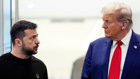 Na snímke ukrajinský prezident Volodymyr Zelenský a americký prezident Donald Trump.