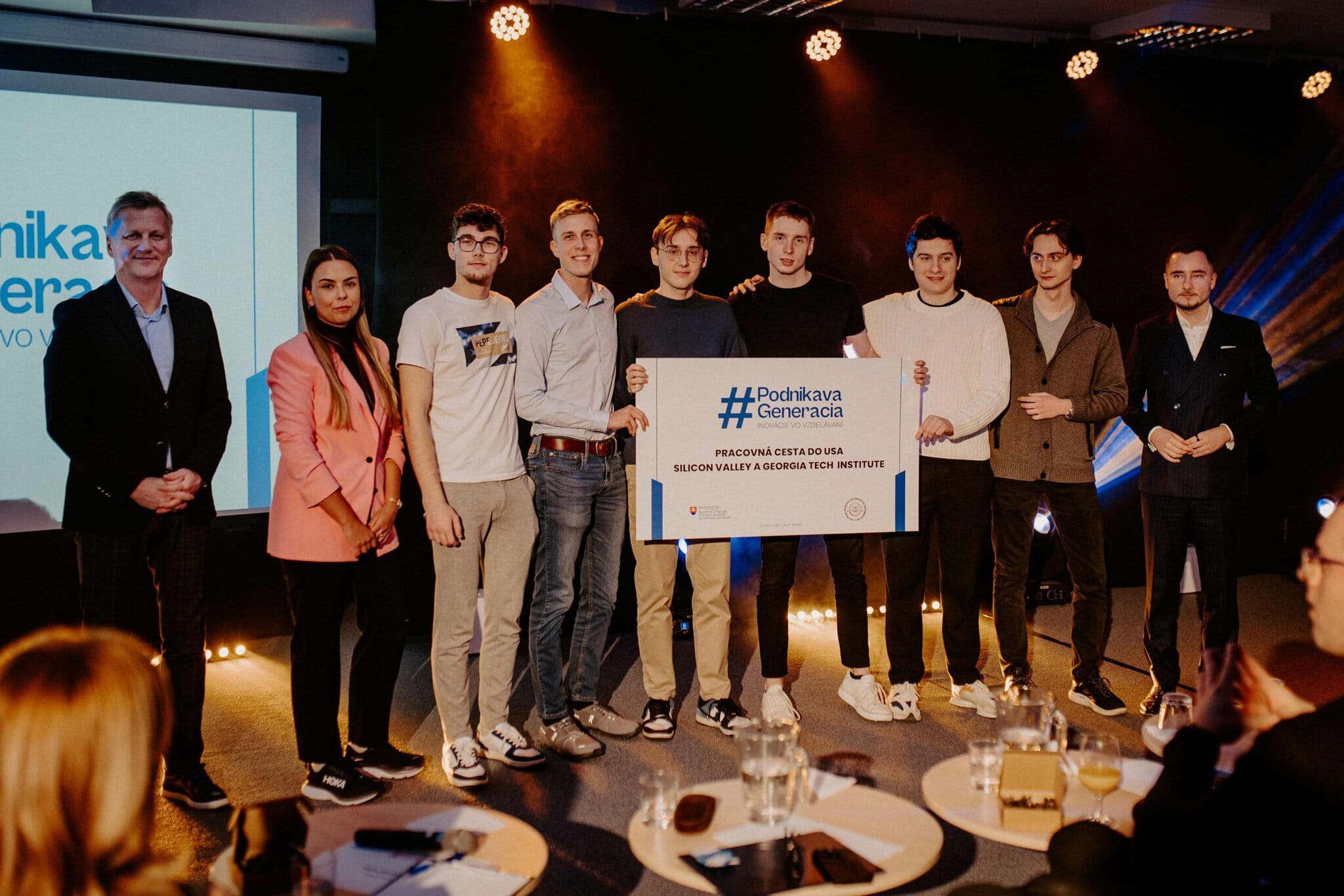 2 podnikavagenertacia_foto2