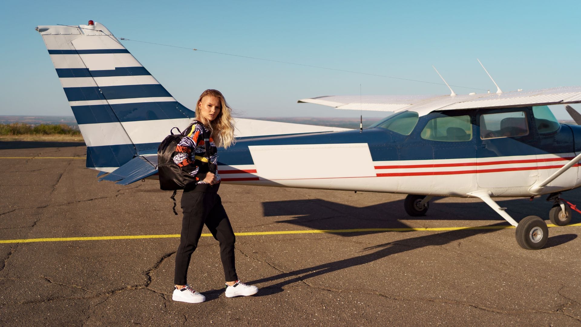 žena, lietadlo, povolanie