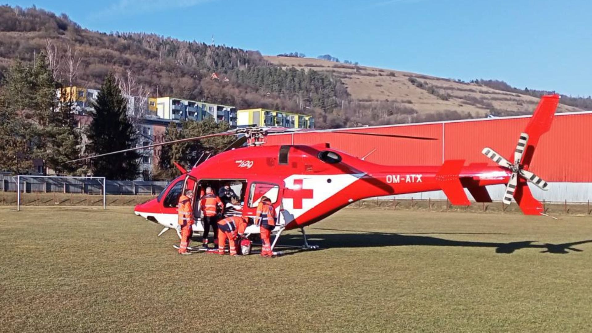 Polícia nevylúčila cudzie zavinenie