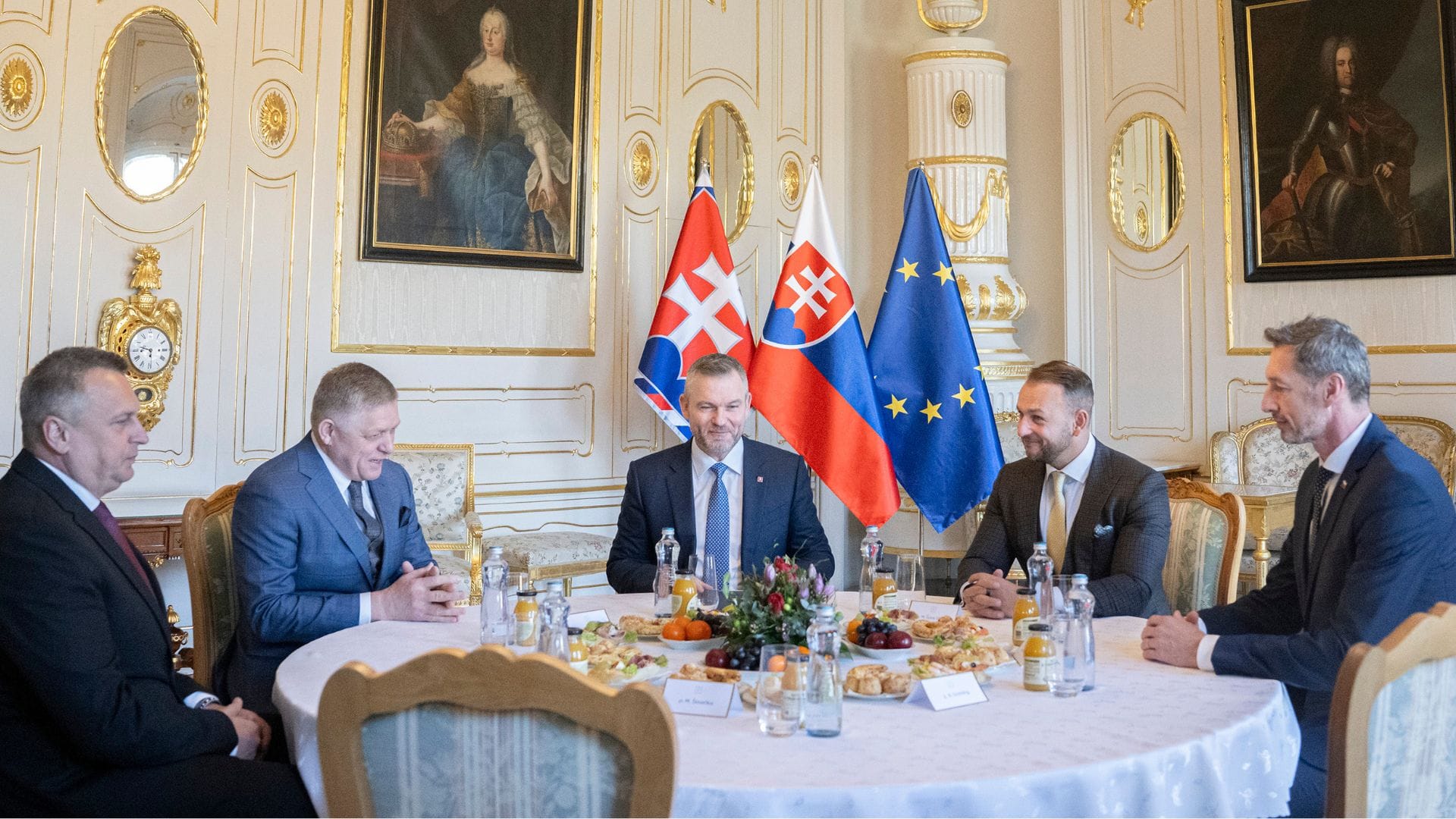 prezident Peter Pellegrini zvolal okrúhly stôl