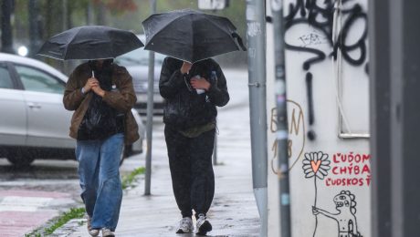 dážď, prší, povodne, predpoveď počasia, počasie