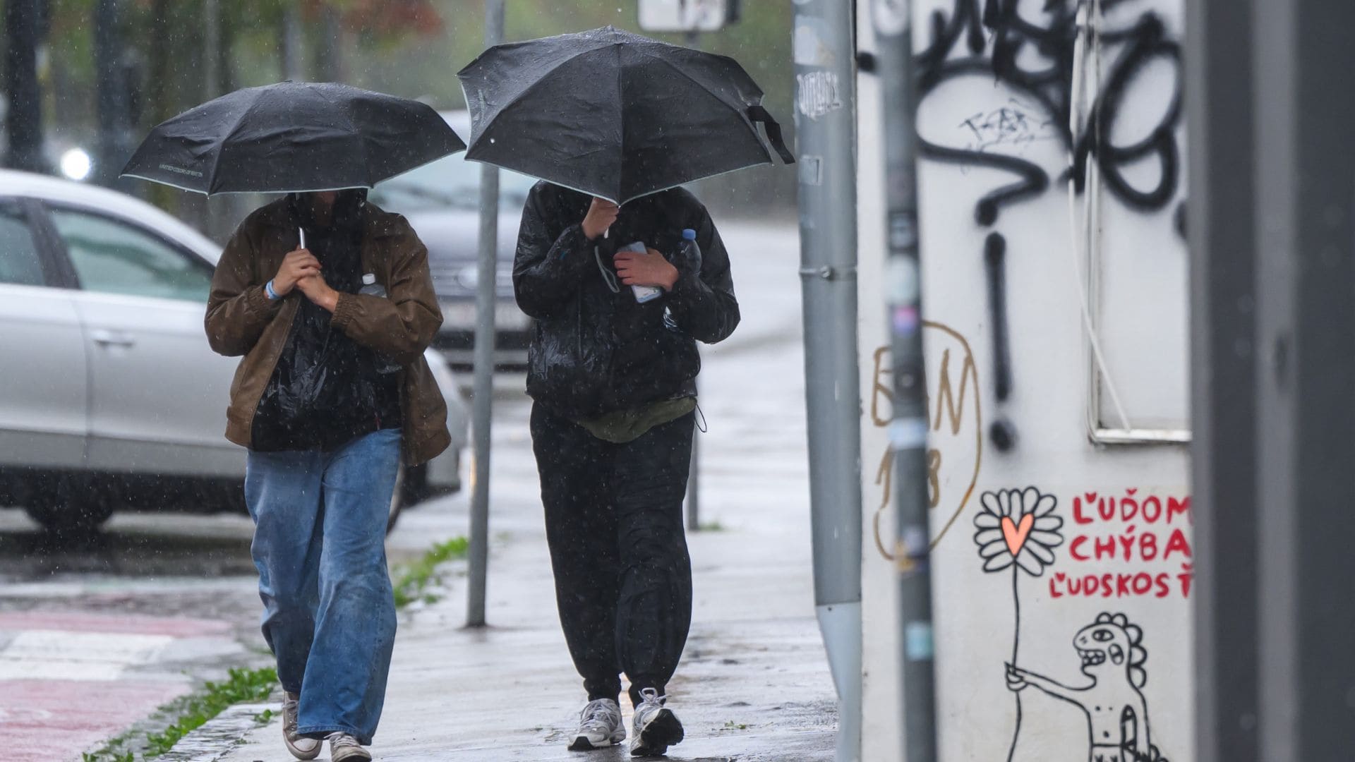 dážď, prší, povodne, predpoveď počasia, počasie