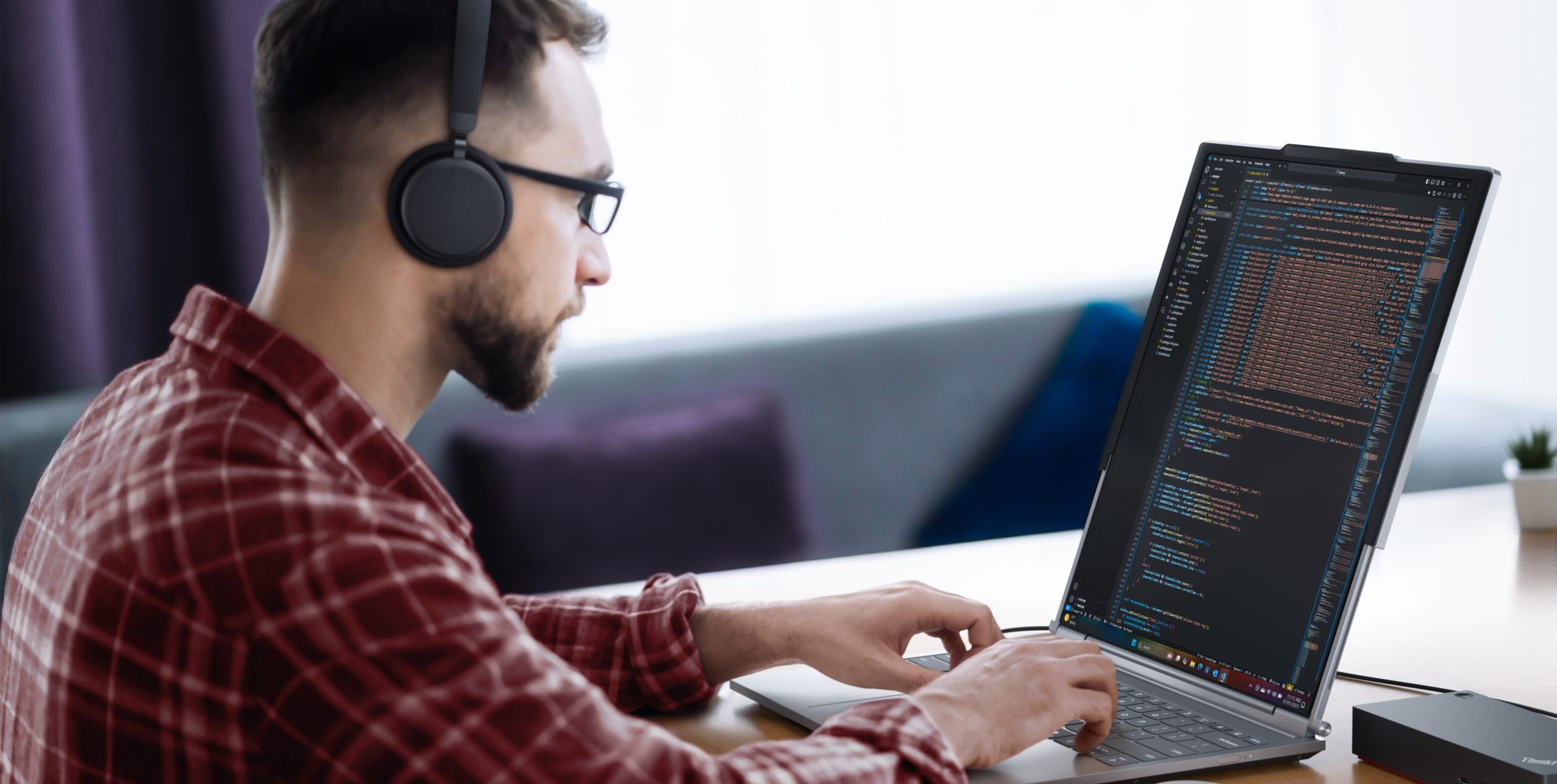 05_ThinkBook_Plus_6_Professional_User