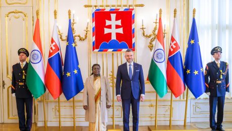 Prezident SR Peter Pellegrini privítal indickú hlavu štátu Draupadí Murmúovú