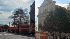 Kostol v obci na južnom Slovensku zachvátil požiar