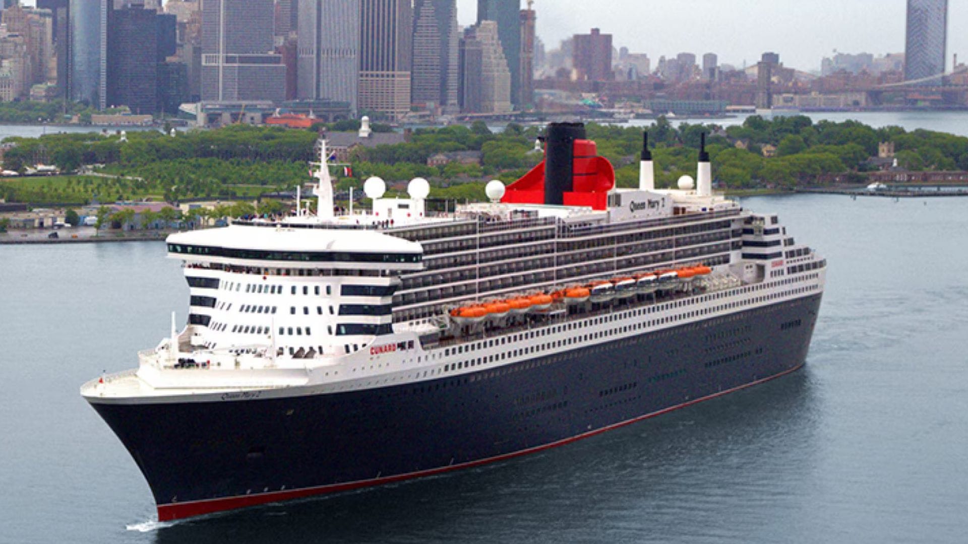 Loď Queen Mary 2