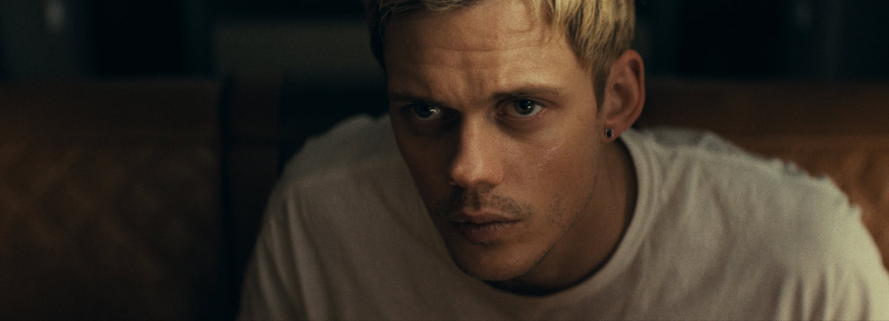 V_pasci_Bill_Skarsgård_ako_zlodej_Eddie__zdroj_Bontonfilm_2