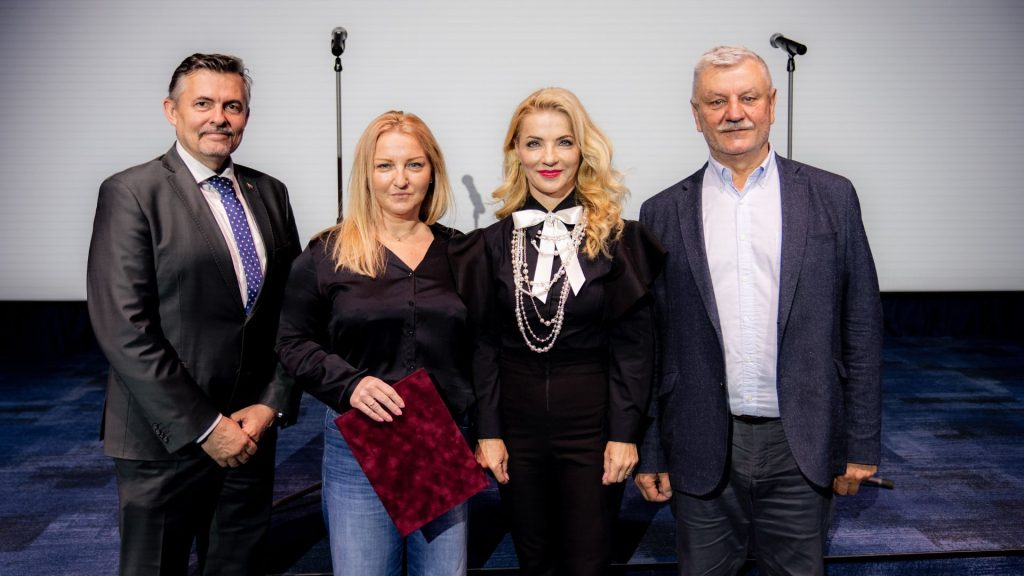 Lukáš Machala, Martina Šimkovičová, Martina Flašíková, Jozef Krošlák