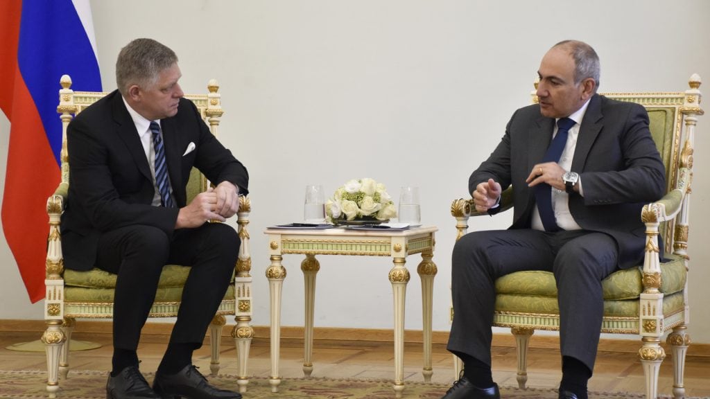 Robert Fico a Nikola Pašinjana