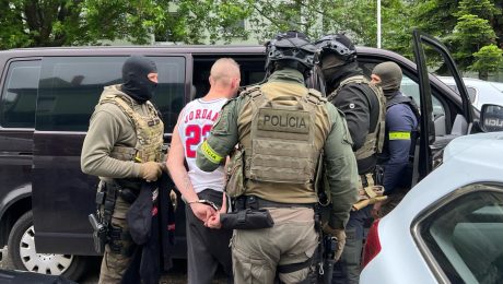 Dievčatá predávali ako