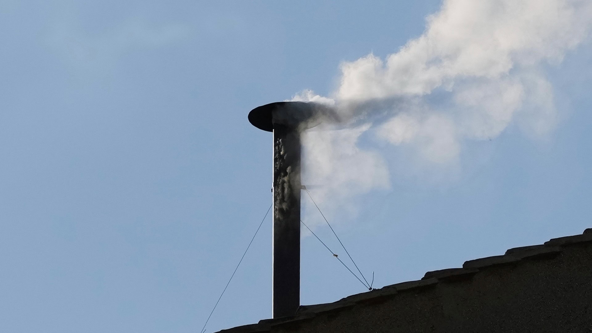 konkláve, biely dym