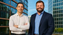 Zakladatelia startupu Income – vľavo Lavrenti Tšudakov, vpravo Kimmo Rytkönen