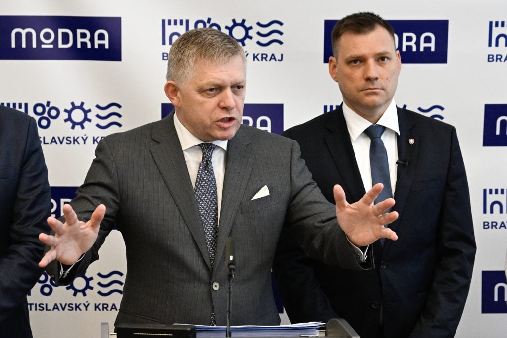 Robert Fico, Tomáš Taraba