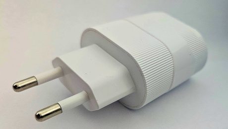 cestovný adaptér A+C ZK-1015